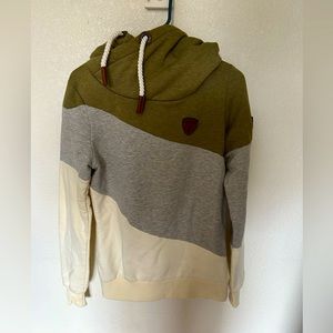 Warm Women’s Sweatshirt